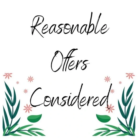 ETIENNE AIGNER Woman’s Leather Yellow Shoulder Bag With Gold Hardware - Picture 15 of 16